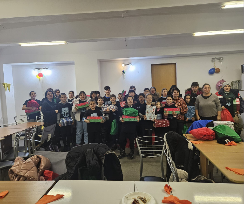 Excursie in Valea Jiului, de Mos Craciun Start ONG Armonia 2