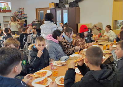 Excursie in Valea Jiului, de Mos Craciun Start ONG Armonia 3